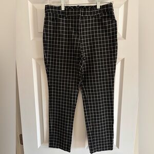 🟢WORTHINGTON. Black & white checkered slim fit slacks. Size 6